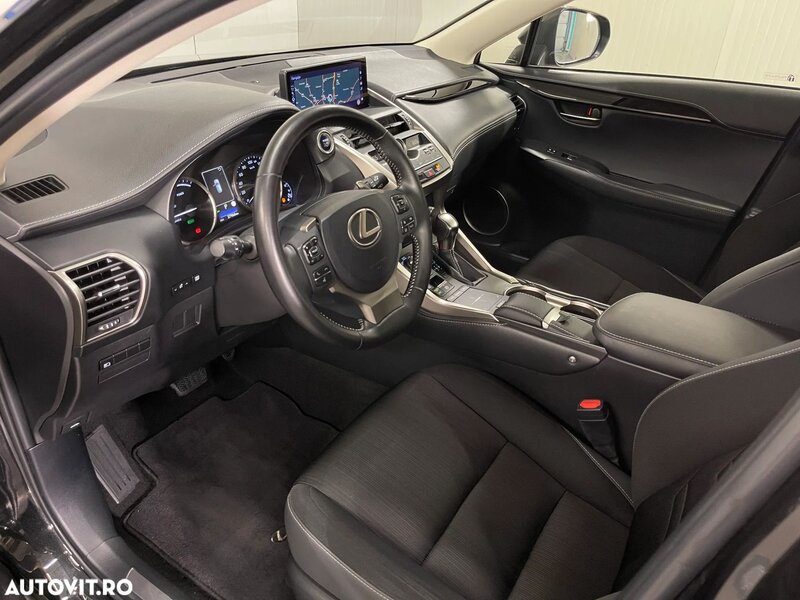 Lexus Seria NX