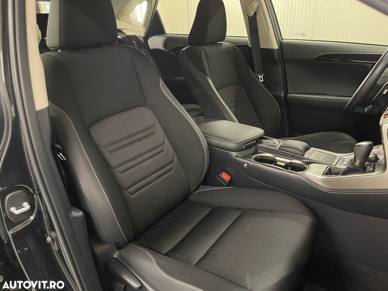 Lexus Seria NX